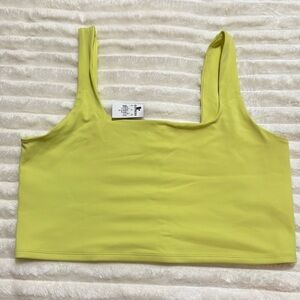 Express Body Contour Crop